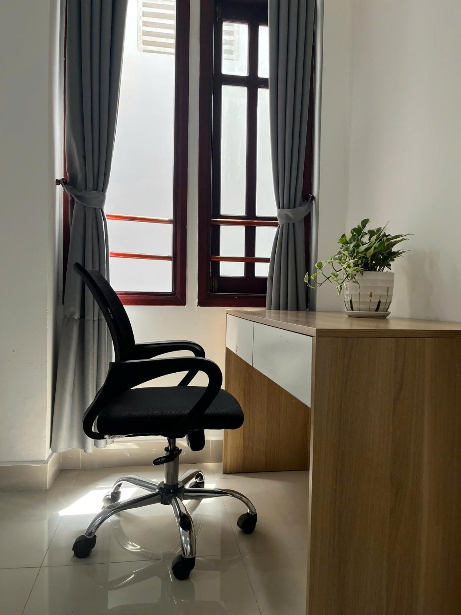 Apartment Ha Linh *