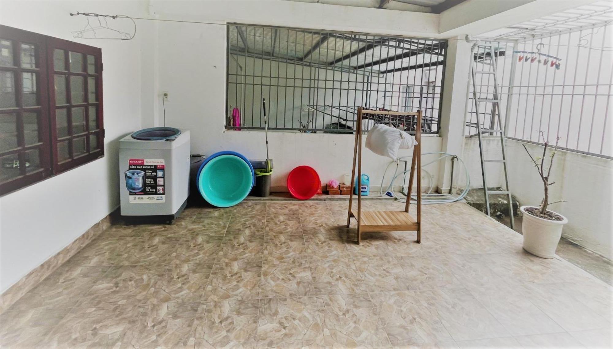 Ha Linh Apartment *