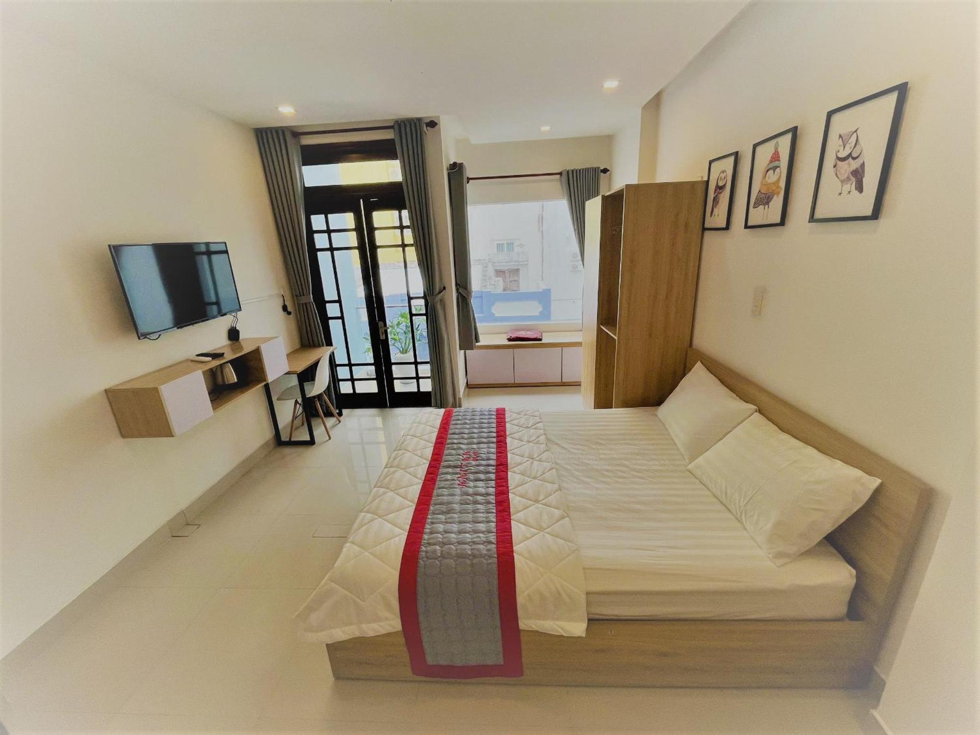 Ha Linh Apartment *